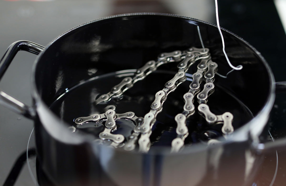 absoluteBLACK GRAPHENwax Hot Melt Chain Wax - 340g