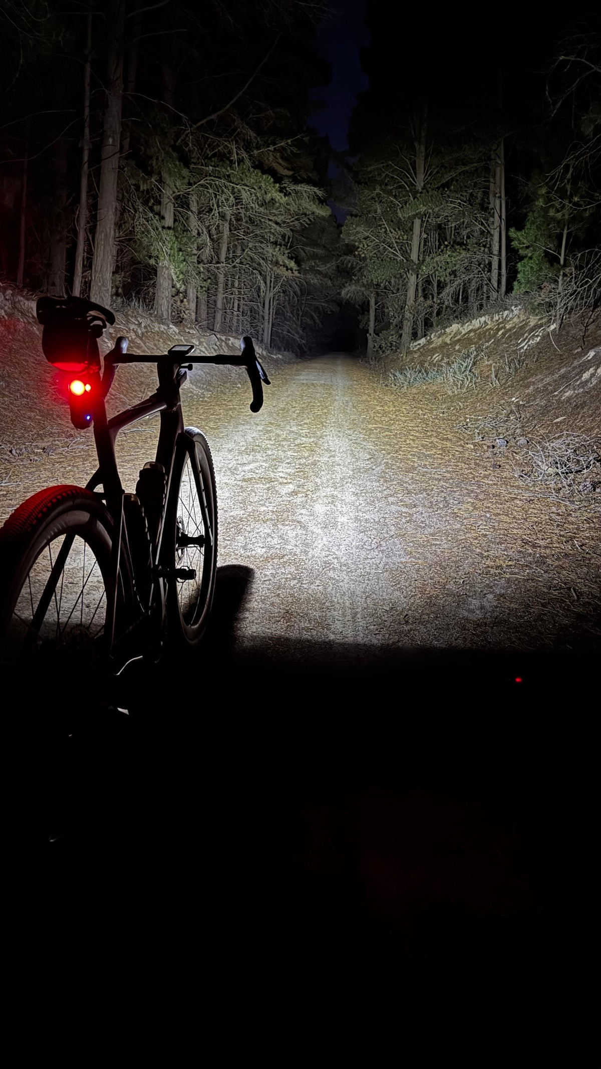 Magene Antares 1600 Smart Headlight